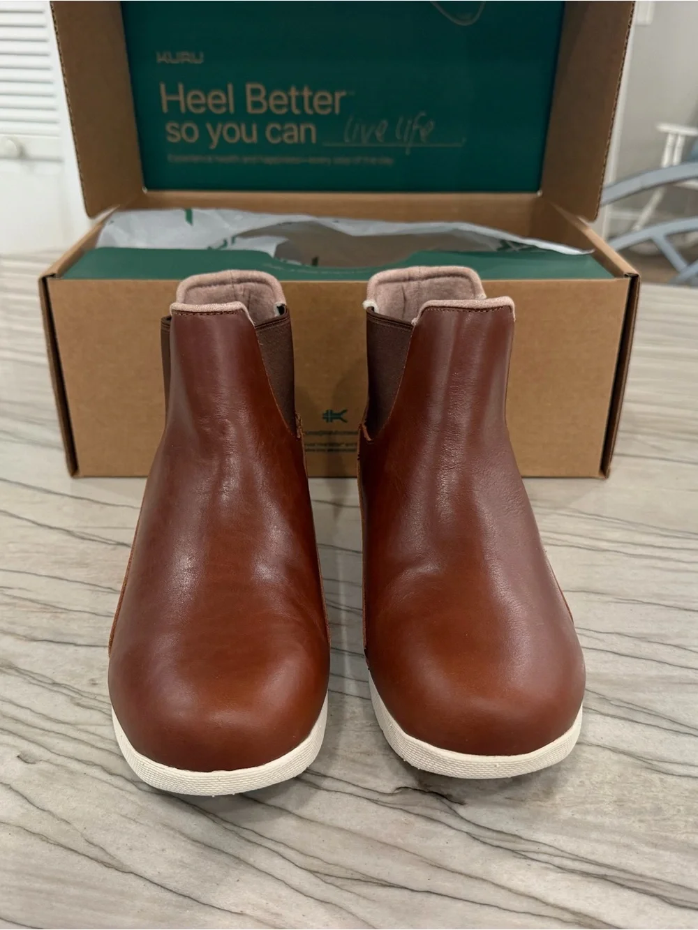 KURU Luna Leather Chelsea Boots Rich Walnut Soft Cream Women’s 9.5
